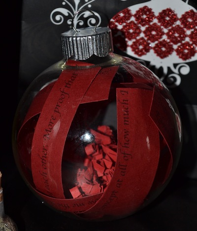 Breaking Dawn Party Favors – Christmas Ornaments