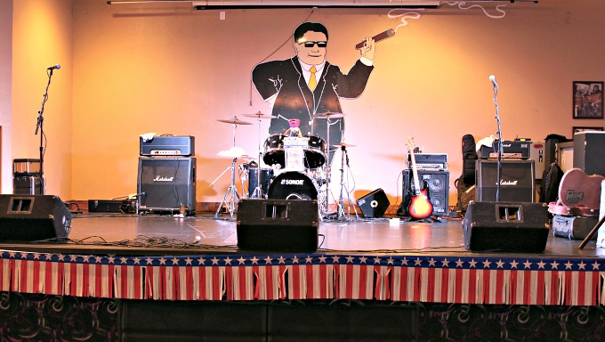Fat Daddy's Stage
