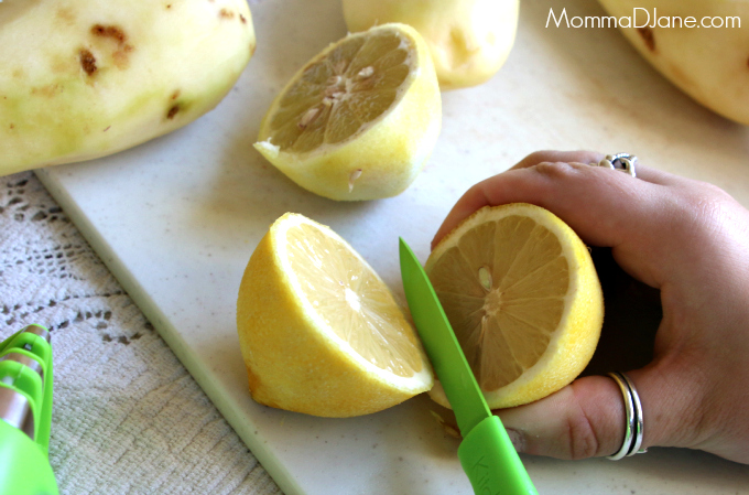 cut lemon