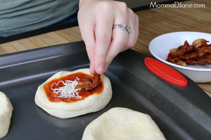 add pizza toppings