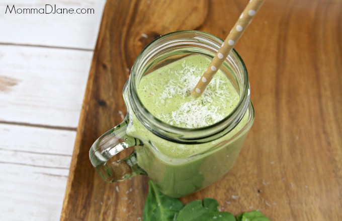 Strawberry Coconut Green Smoothie Recipe
