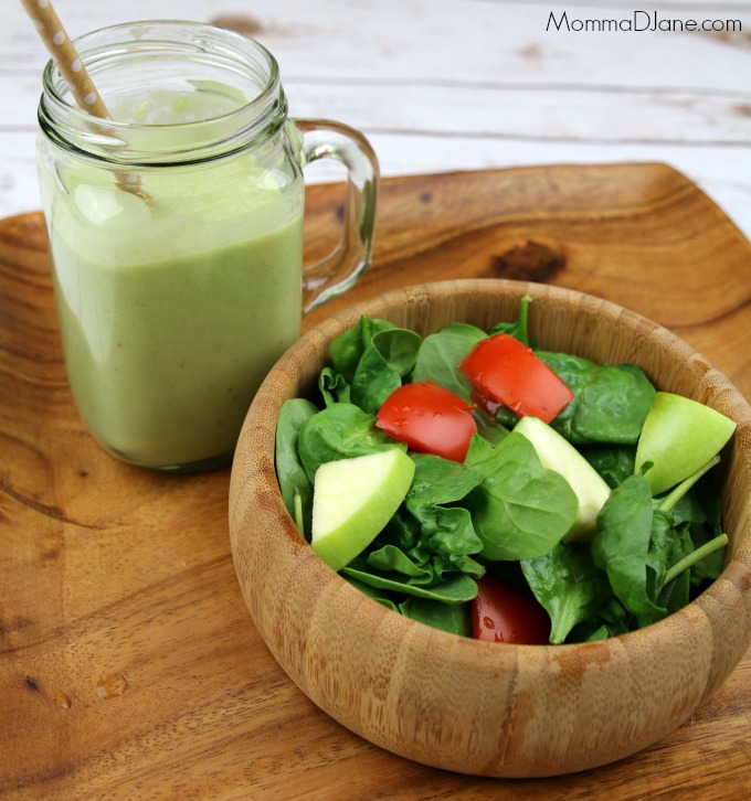 fresh spinach and tomato salad