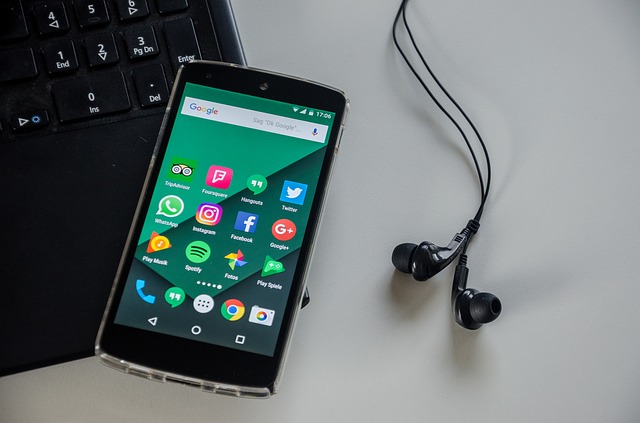 Staying in Touch Wherever You Go: Top Android Apps You’ll Love to Have on Your Phone