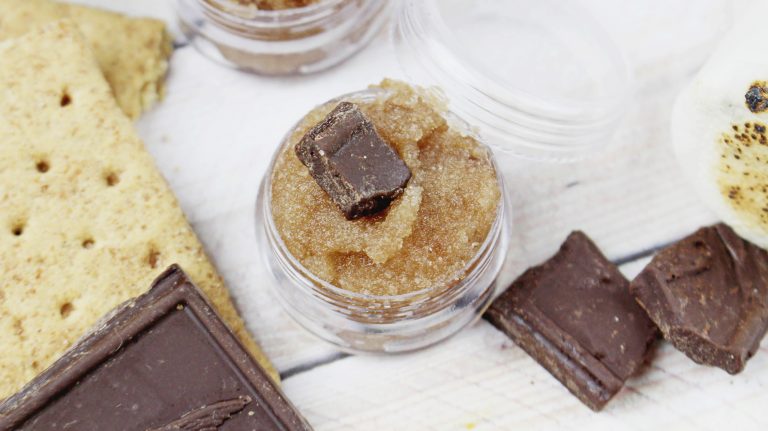 DIY S’mores Sugar Lip Scrub
