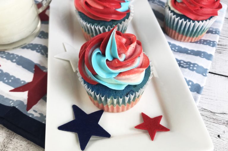 How to Make Superhero Cupcakes with Multicolor Icing