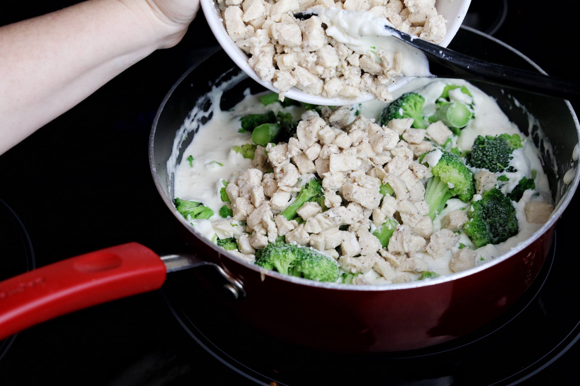 add chicken to broccoli macaroni and cheese