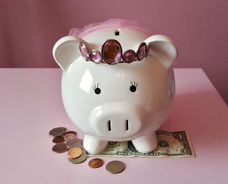 Beyond the Piggy Bank: The Best Accounts to Set Up for Kids