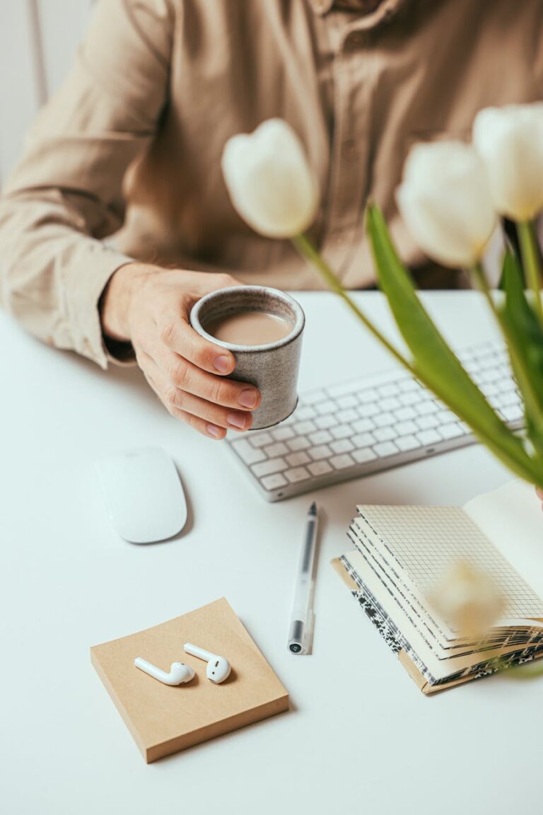 Step-By-Step Guide on How To Start An Engaged Group Online